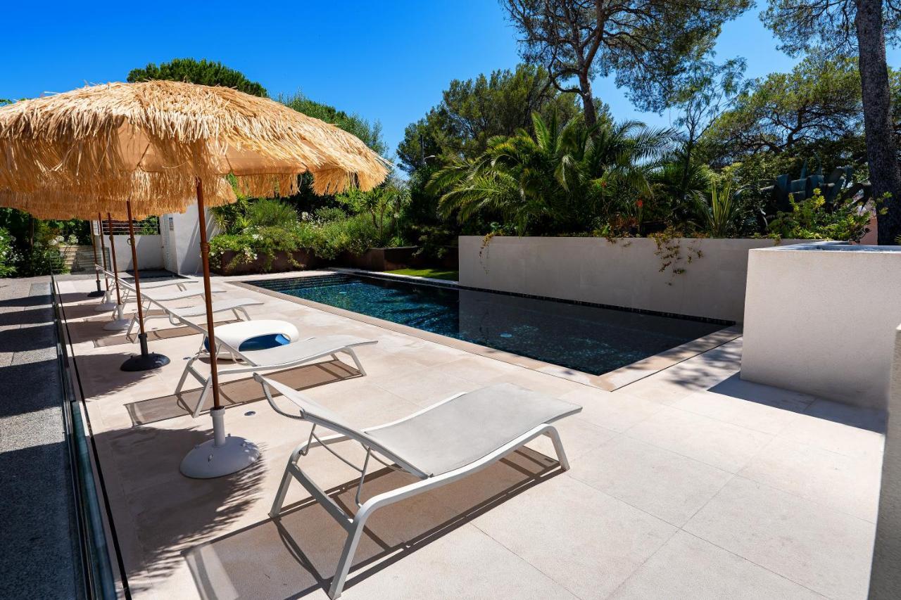 Villa Catleya Appart Hôtel Saint-Raphaël Esterno foto