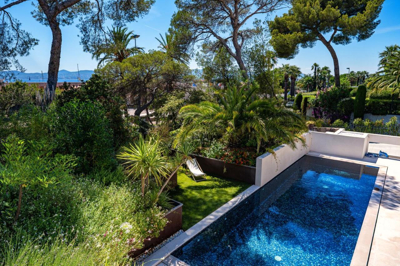 Villa Catleya Appart Hôtel Saint-Raphaël Esterno foto